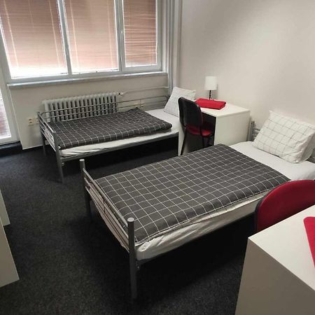 Parkcentrum Lowcost Hotel Near Center Of Ostrava Ngoại thất bức ảnh