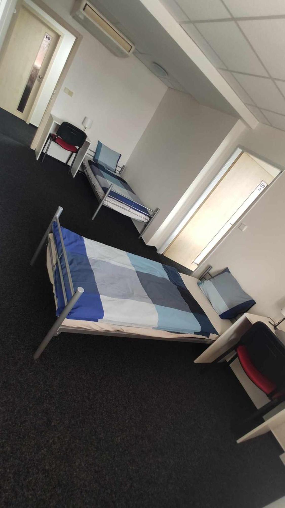 Parkcentrum Lowcost Hotel Near Center Of Ostrava Ngoại thất bức ảnh