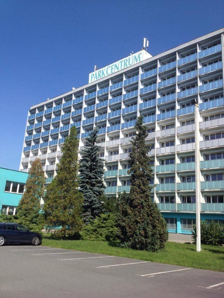 Parkcentrum Lowcost Hotel Near Center Of Ostrava Ngoại thất bức ảnh